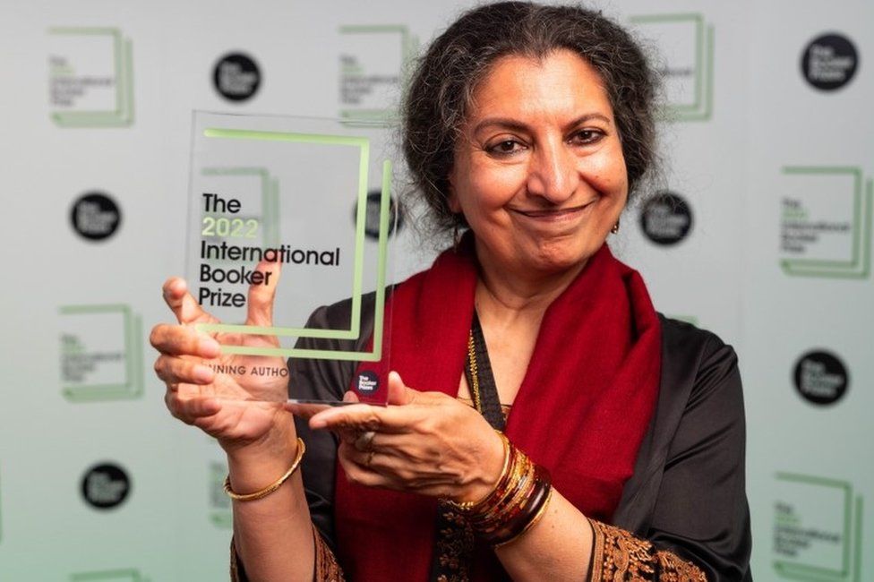 Geetanjali Shree Is First Indian Winner Of International Booker Prize Ceylontribunelk